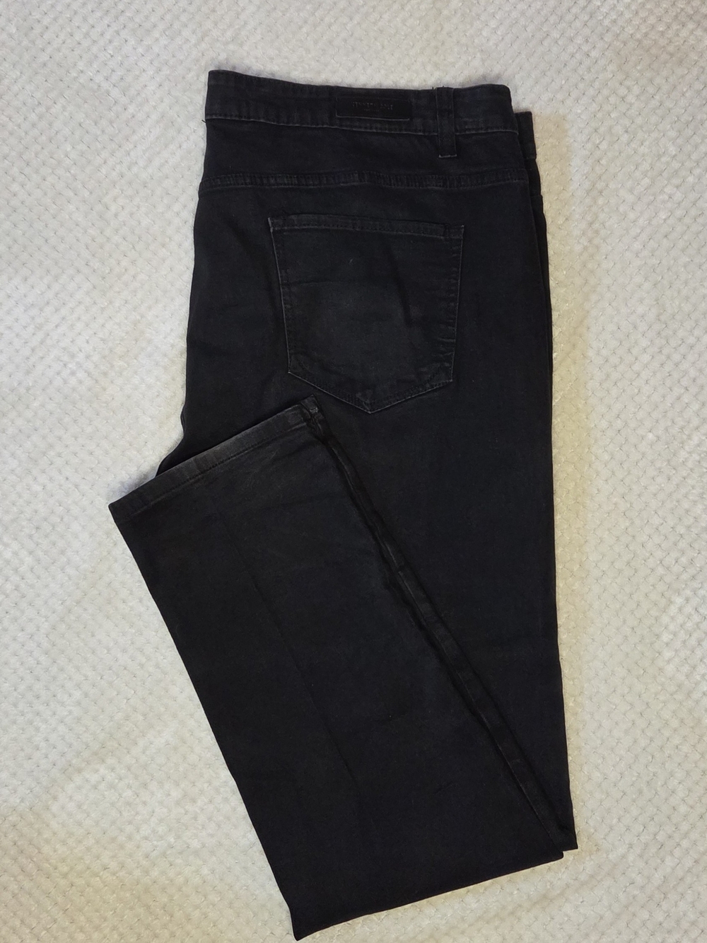 Kenneth Cole New York Black Skinny Jeans
